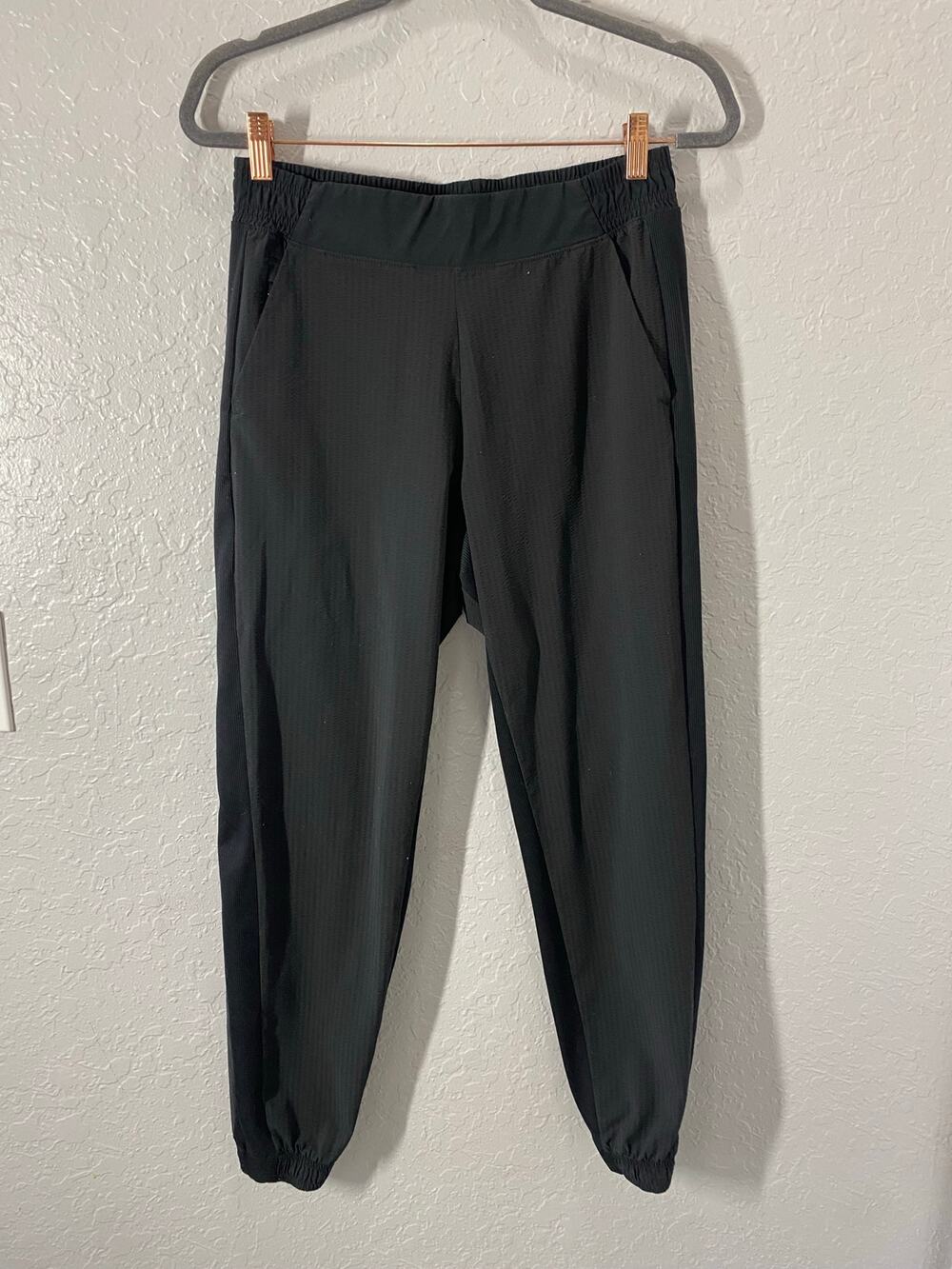 Athleta Textured Brooklyn Jogger Black Sz 4 Dance Casual Gym